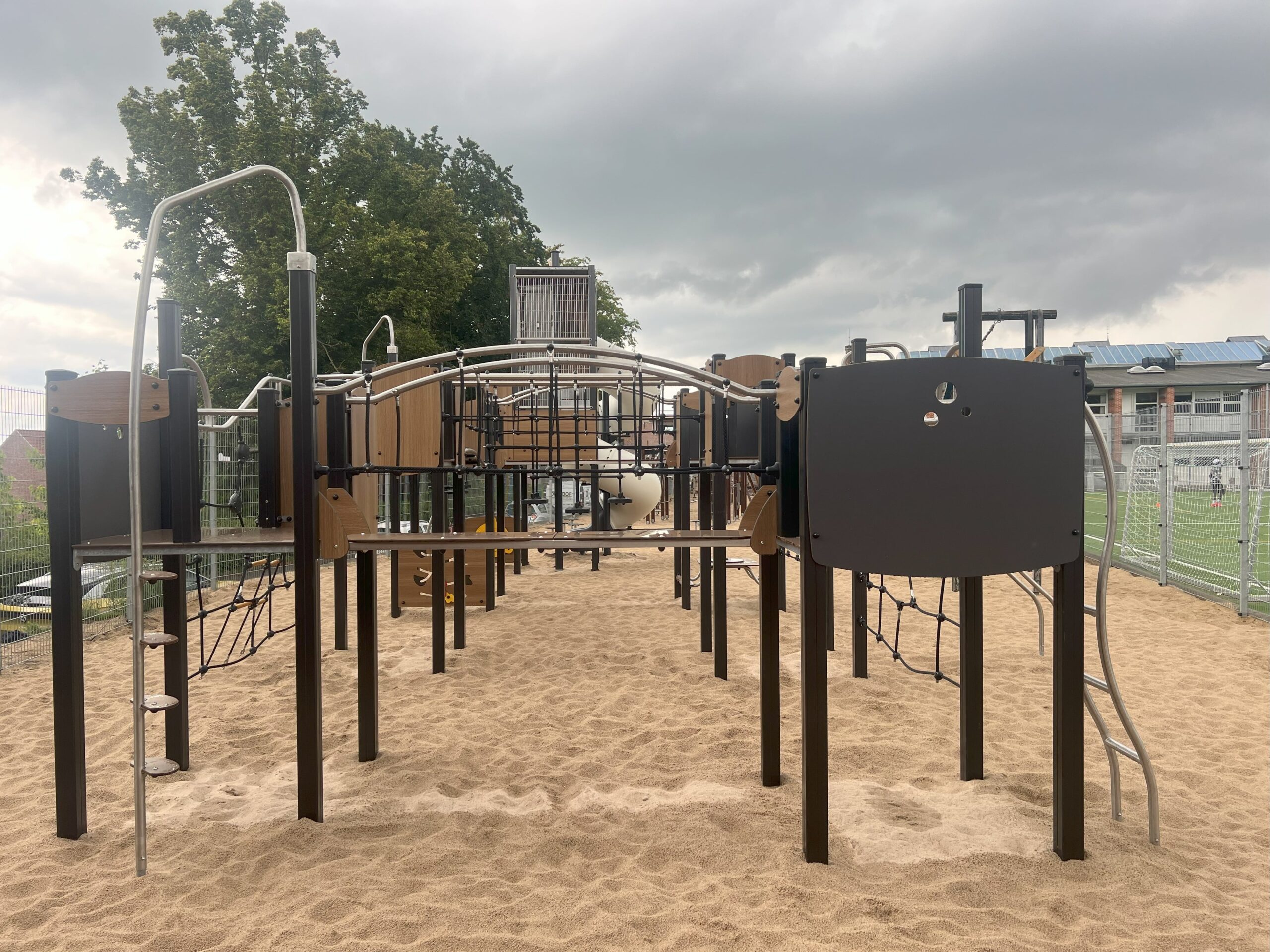 20250715_100315697_iOS-min